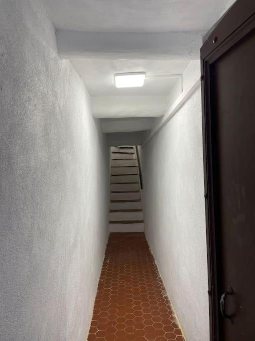 Apartment : Beau En Plein Centre